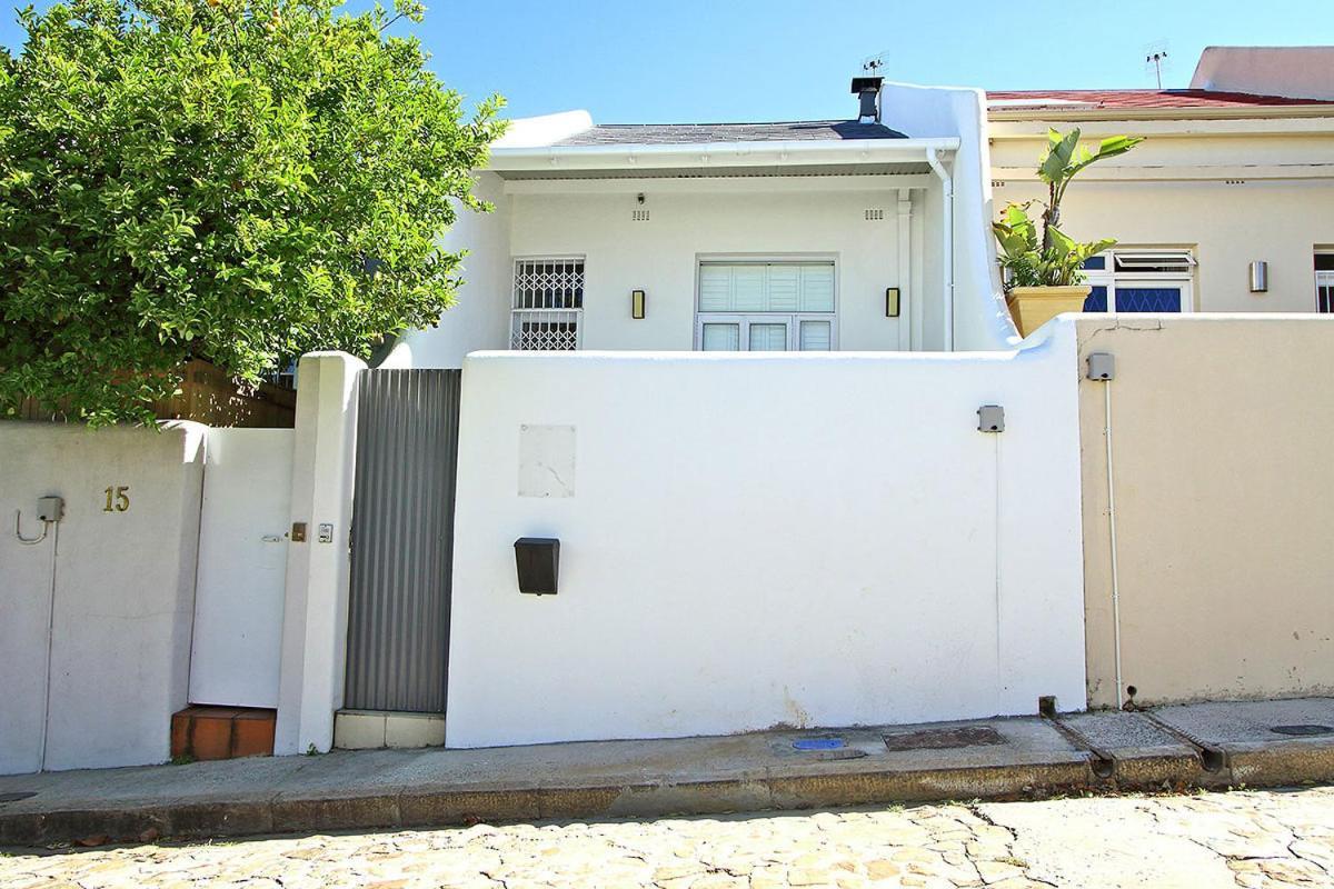 On Kloof Avenue In Gardens/ Tamboerskloof * Cape Town