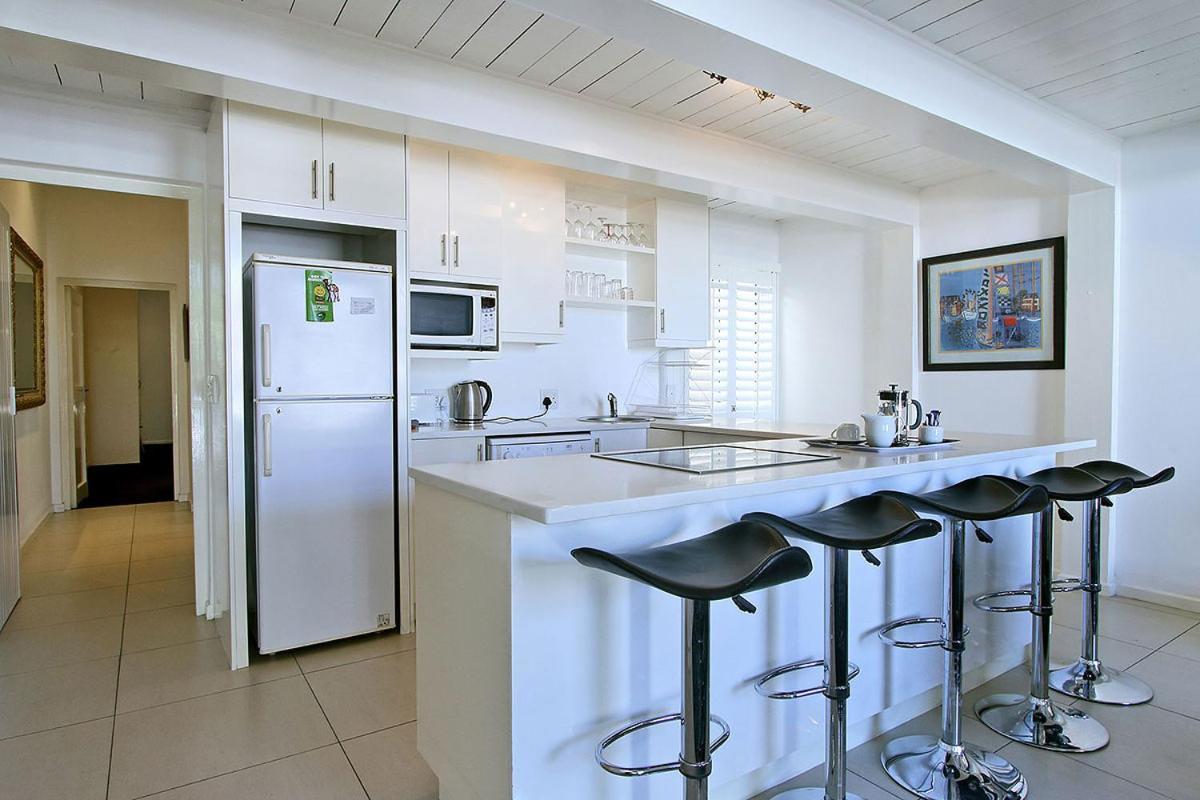 Holiday home On Kloof Avenue In Gardens/ Tamboerskloof *